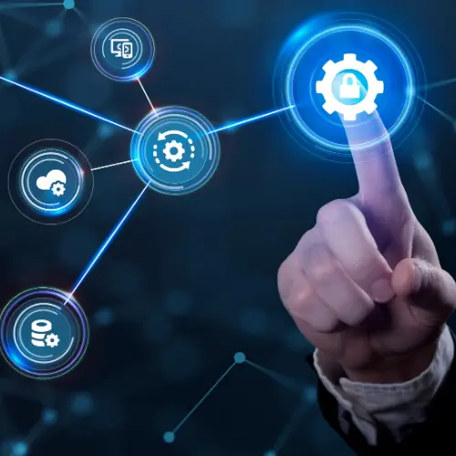 Líderes organizacionales impulsando la gestión del cambio digital y la adopción de innovación tecnológica.